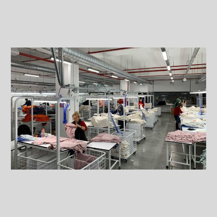 how-france-clothing-manufacturer-has-set-up-their-successful-position-2